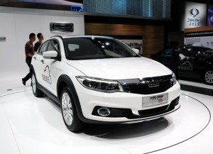 �^��3����SUV